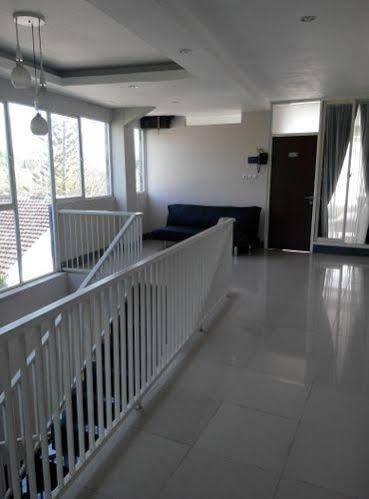 De Wahyu Hotel Batu  Exterior photo